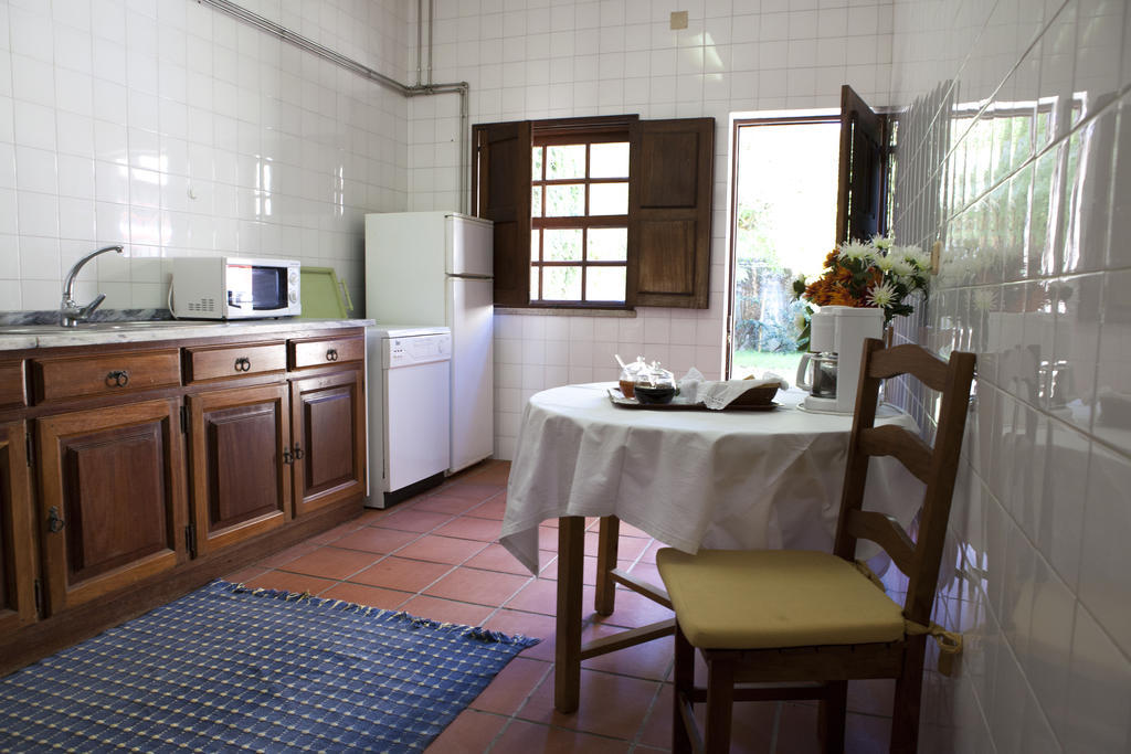 Casa De Darei Pensionat Mangualde Rum bild